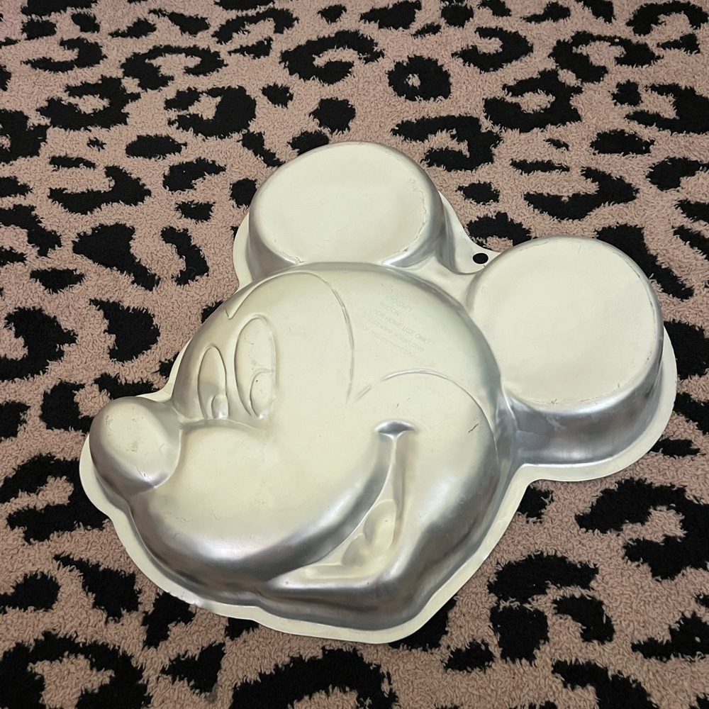 Wilton Disney Mickey Mouse Cake Pan